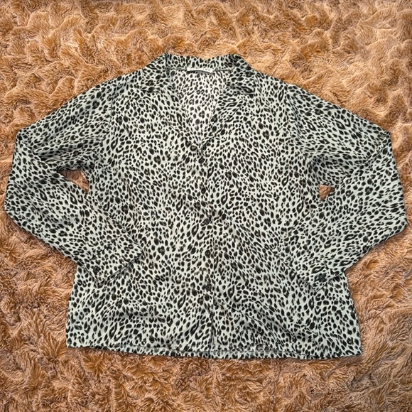 Ecowish Leopard Print Long Sleeve Blouse size L - Picture 1 of 10